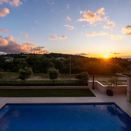 Villa Rotonda By Briskva