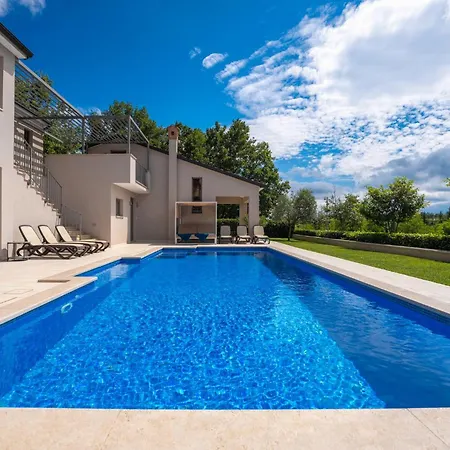 Rotonda By Briskva Villa Pazin