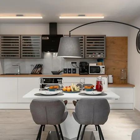 Villa Rotonda By Briskva *